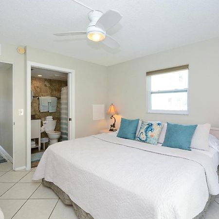 Canal 313 - Right In Siesta Key Village! Bagian luar foto